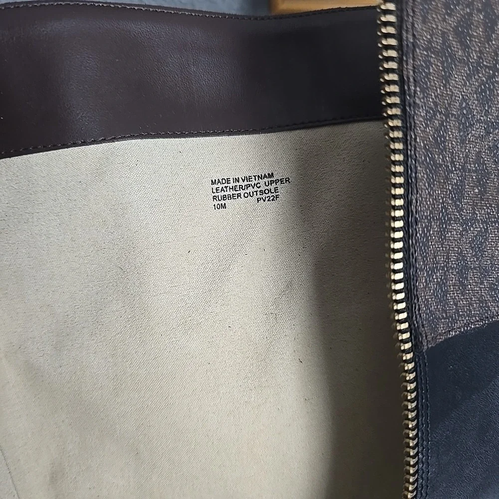 Michael Kors Parker Logo Knee-High Boots Womens Size 10M Leather Gold Monogram